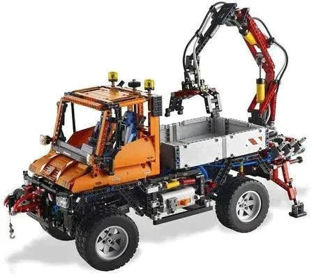 LEGO Unimog U400 Mercedes-Benz 8110 Technic LEGO TECHNIC @ 2TTOYS | Official LEGO shopđđ„° LEGO âŹ. 499.99