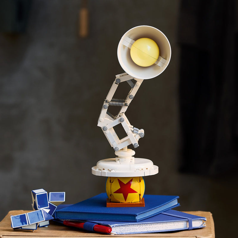 LEGO Disney Pixar Luxo Jr. 21357 Ideas