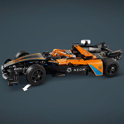 LEGO NEOM McLaren Formula E racewagen 42169 Technic LEGO TECHNIC @ 2TTOYS LEGO €. 44.48