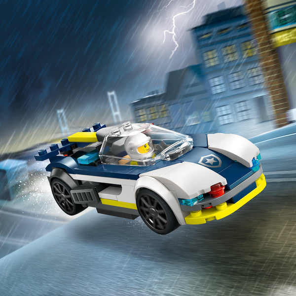 LEGO Politieauto en Muscle Car-achtervolging 60415 City LEGO FRIENDS @ 2TTOYS LEGO €. 16.49