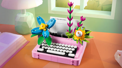 LEGO Typewriter with Flowers 31169 Creator 3-in-1 (expected: January 2025)