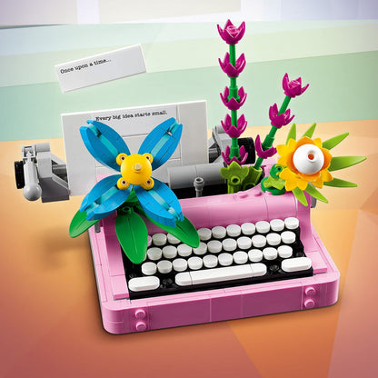 LEGO Typewriter with Flowers 31169 Creator 3-in-1 (expected: January 2025)