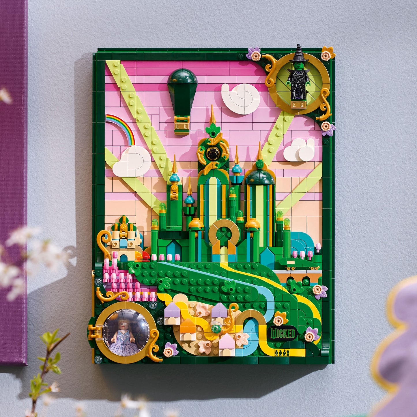LEGO Wicked Emerald City Muurkunst Bouwpakket voor Volwassenen Set 75685