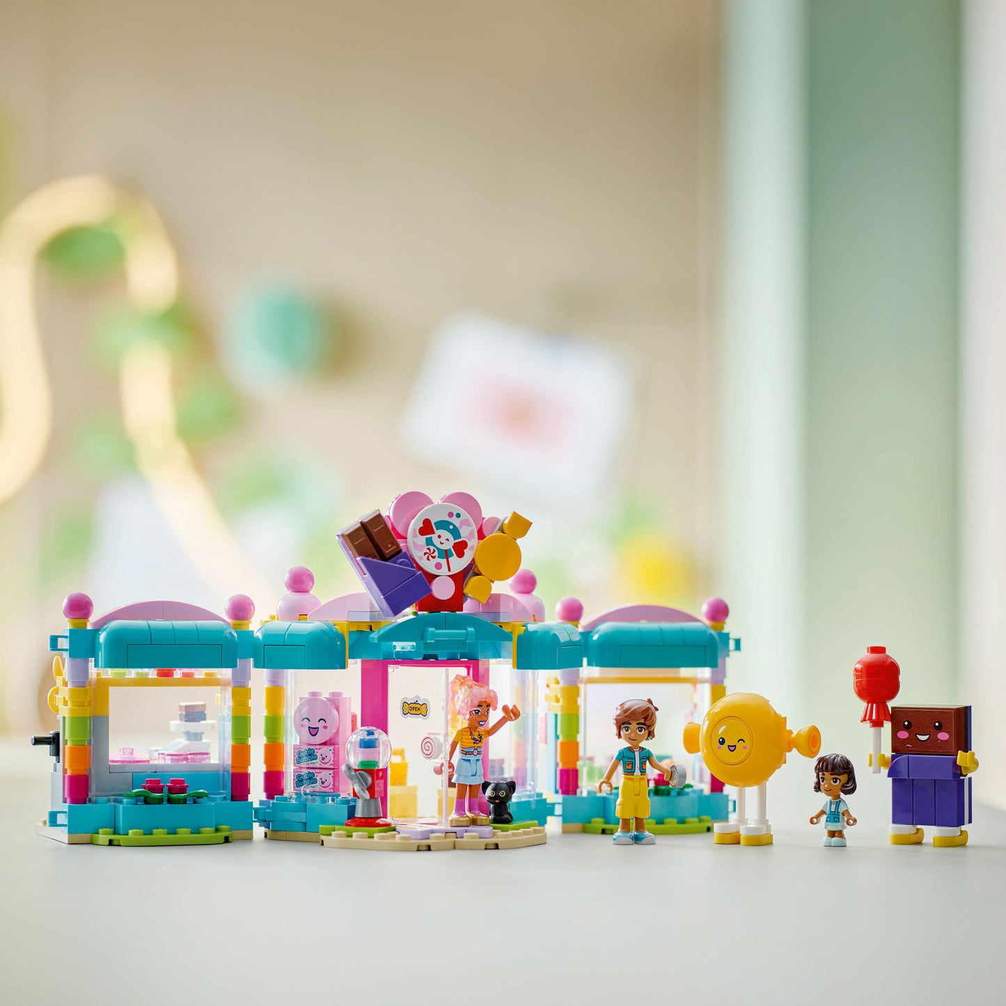 LEGO Heartlake City Candy Store 42649 Friends