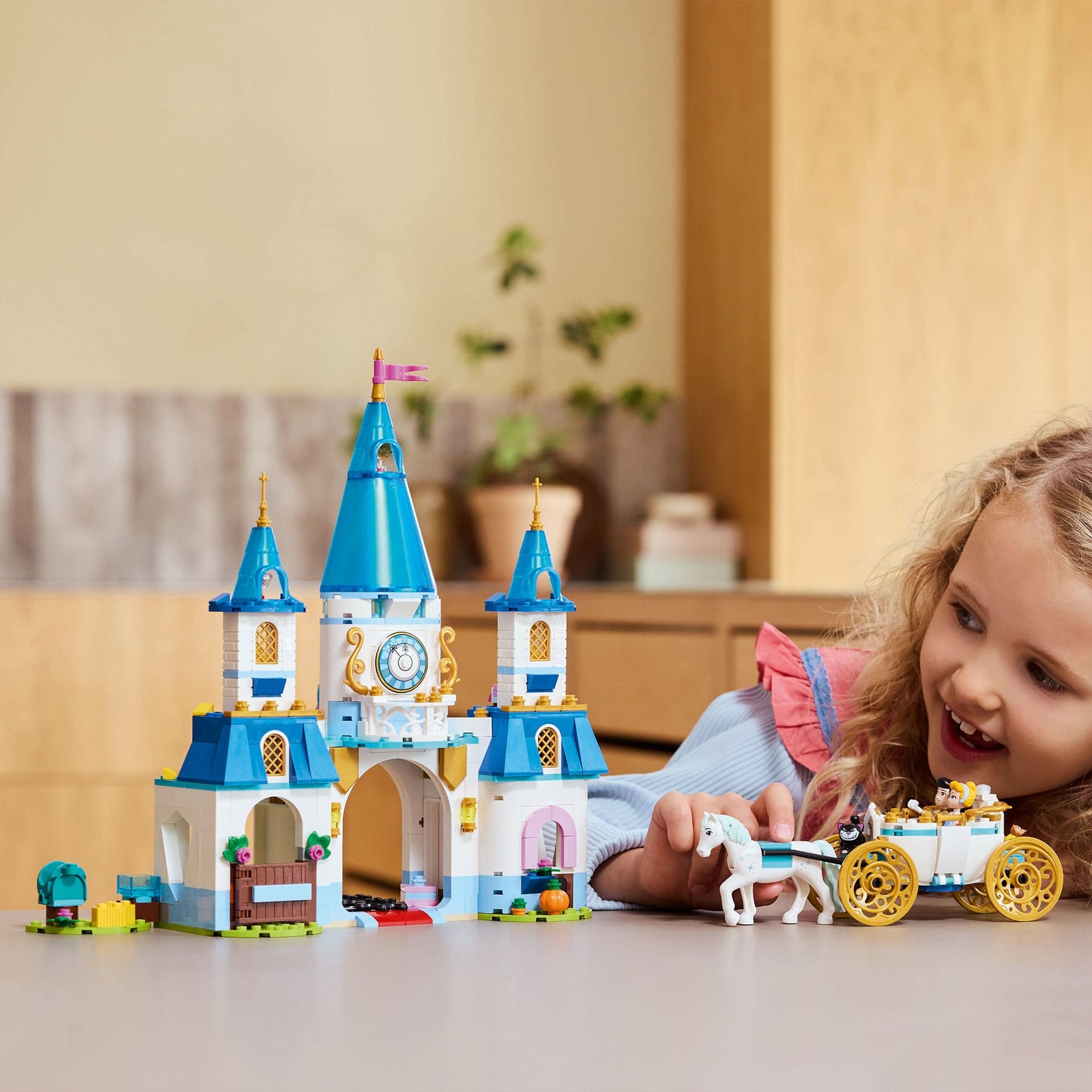 LEGO Cinderella's Castle and Carriage 43275 Disney