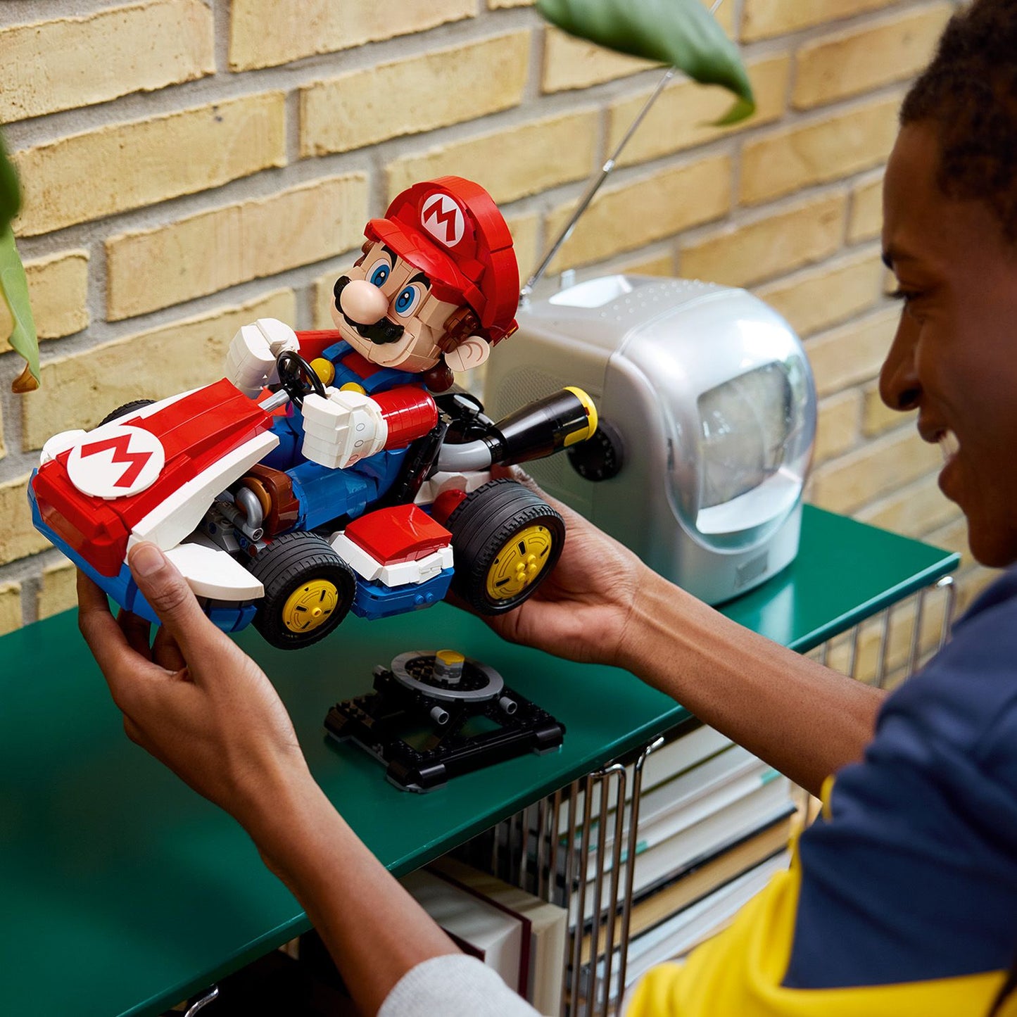 LEGO Mario Kart™ – Mario and standard kart 72037 Supermario