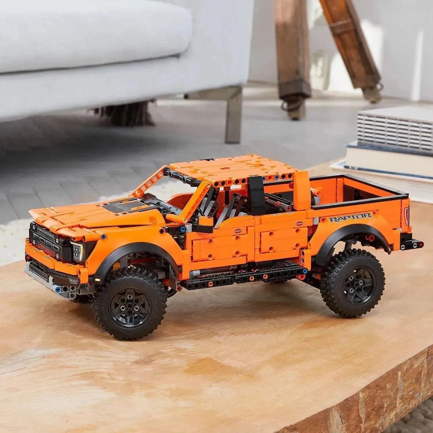 LEGO Ford Raptor F150 Pick Up Truck 42126 Technic