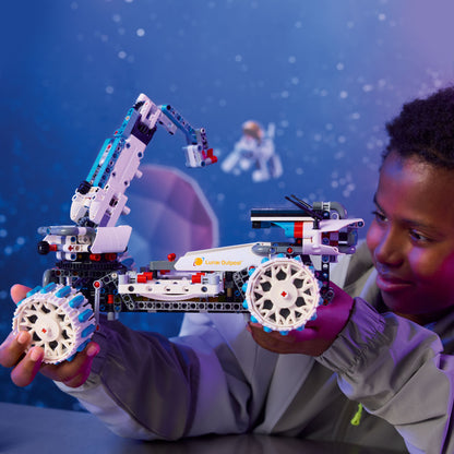 LEGO Lunar Outpost Moon Rover Space Vehicle 42211 Technic
