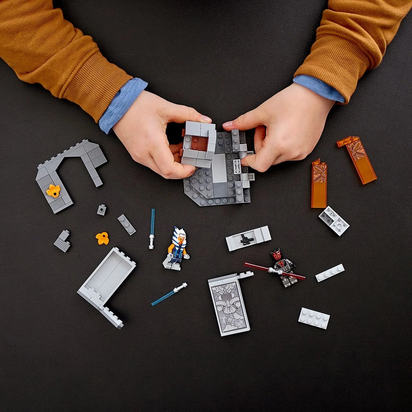 LEGO The Duel on Mandalore 75310 Star Wars