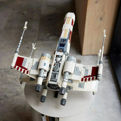 LEGO The X-Wing Fighter from Luke Skywalker 75355 StarWars