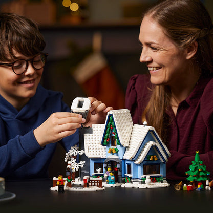 LEGO Visit from Santa Claus 10293 Creator Expert