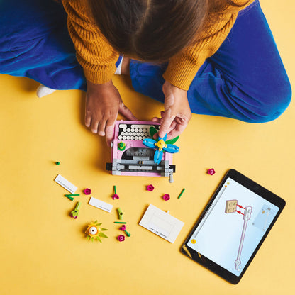 LEGO Typewriter with Flowers 31169 Creator 3-in-1 (expected: January 2025)