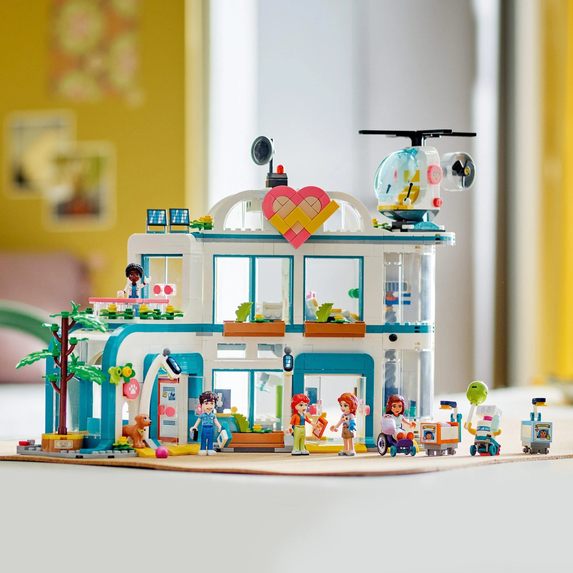 LEGO Heartlake City Hospital 42621 Friends LEGO FRIENDS @ 2TTOYS LEGO €. 99.99