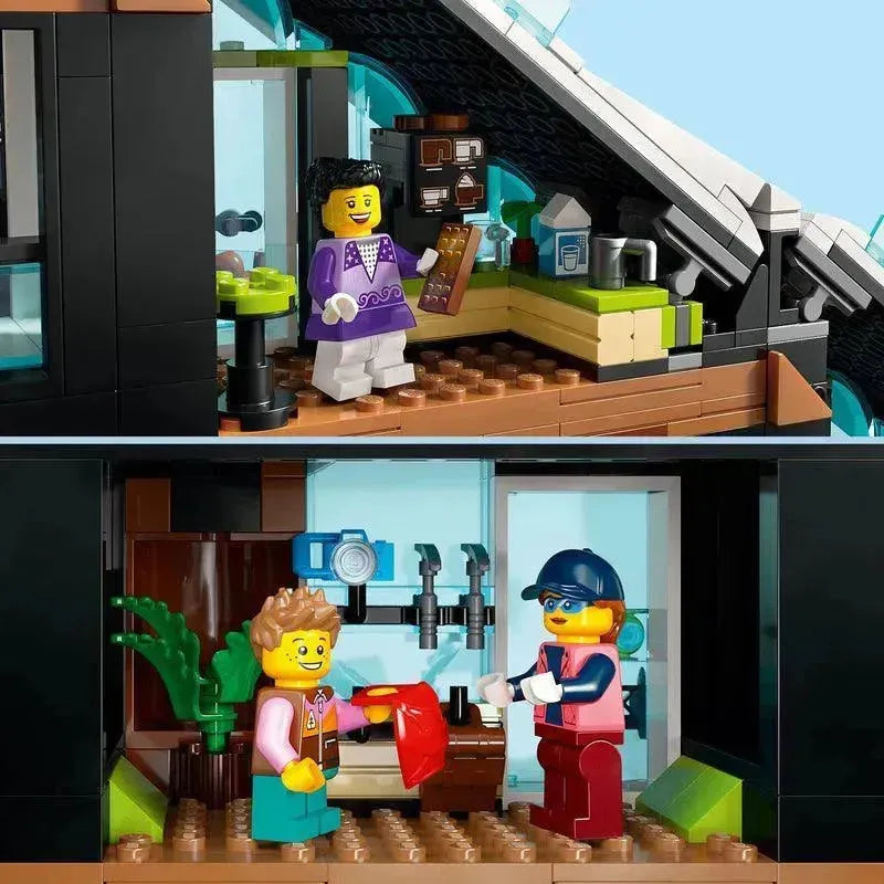 LEGO Ski and Climbing Centre 60366 Ski City LEGO CITY @ 2TTOYS | Official LEGO shop😊🥰 LEGO €. 104.99