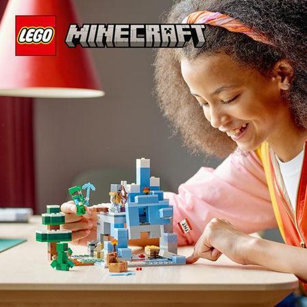 LEGO De ijsbergtoppen 21243 Minecraft LEGO MINECRAFT @ 2TTOYS LEGO €. 29.49