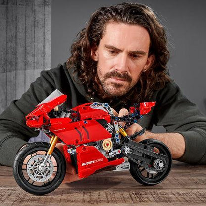 LEGO Ducati Panigale VR4 race motor 42107 Technic LEGO TECHNIC @ 2TTOYS | Official LEGO shop😊🥰 LEGO €. 79.99