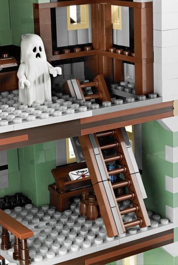 LEGO Haunted House 10228 Monster Fighters LEGO Monster Fighters @ 2TTOYS | Official LEGO shop😊🥰 LEGO €. 599.99