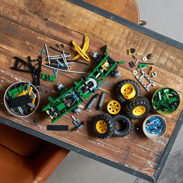 LEGO John Deere 948L-II houttransportmachine 42157 Technic LEGO TECHNIC @ 2TTOYS LEGO €. 159.99