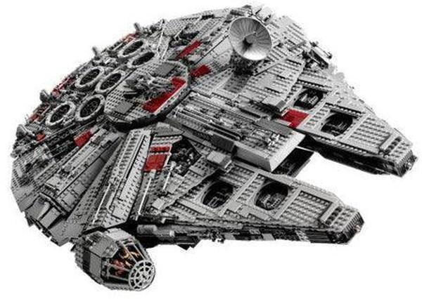 LEGO Millennium Falcon 10179 StarWars Ultimate Collector's LEGO STARWARS @ 2TTOYS LEGO €. 499.99