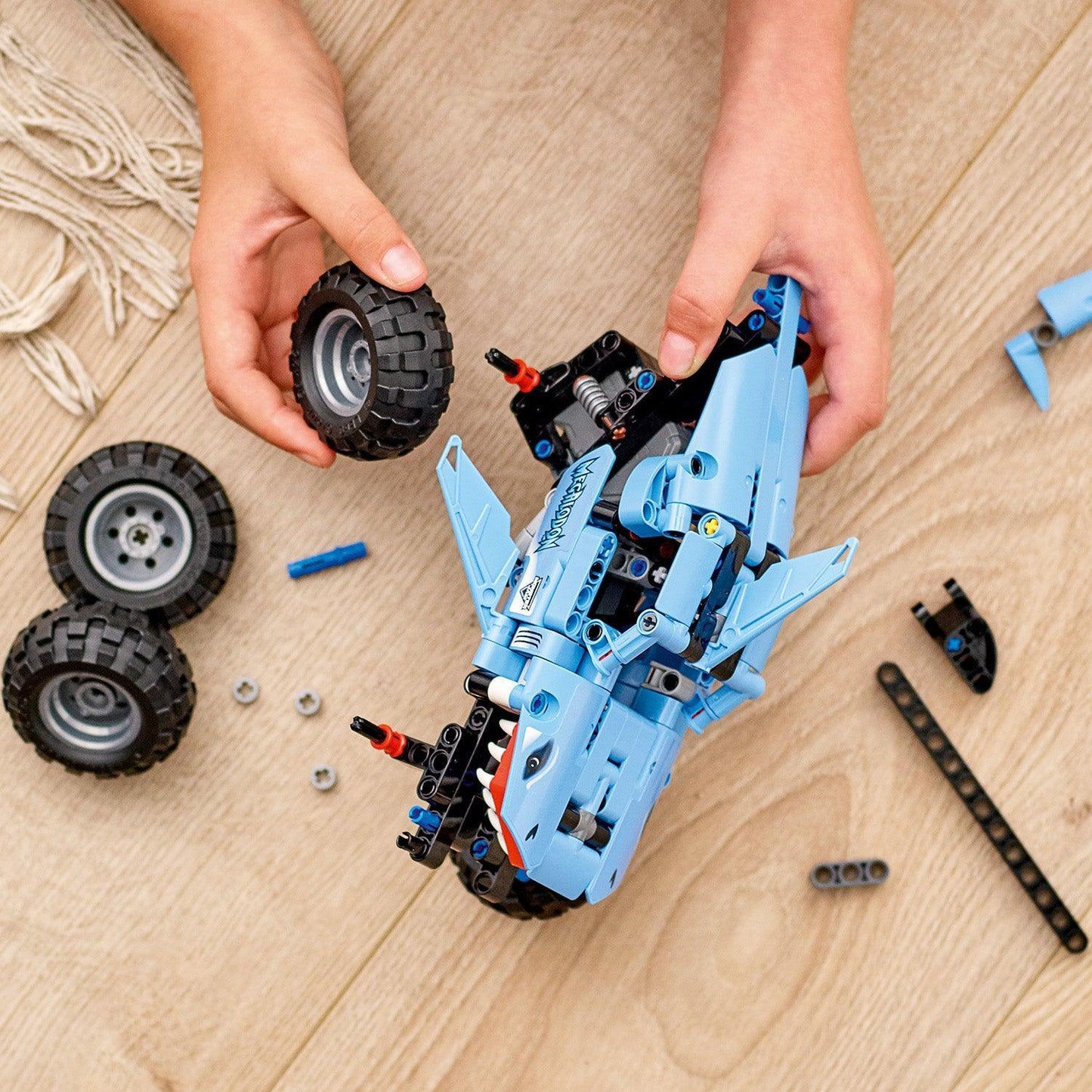 LEGO Monster Jam Truck Megalodon 42134 Technic LEGO TECHNIC @ 2TTOYS | Official LEGO shop😊🥰 LEGO €. 19.99