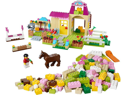 LEGO Pony Farm 10674 Juniors LEGO Juniors @ 2TTOYS | Official LEGO shop😊🥰 LEGO €. 24.49