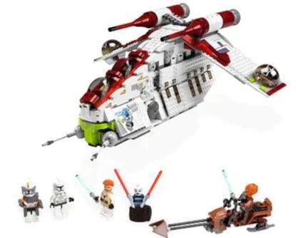 LEGO Republic Attack Gunship 7676 StarWars @ 2TTOYS LEGO €. 483.99