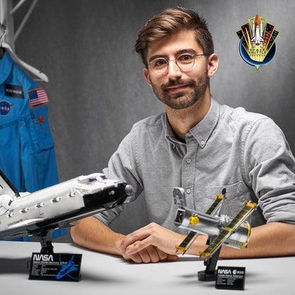 LEGO Space Shuttle Discovery 10283 Creator Expert (USED) LEGO CREATOR EXPERT @ 2TTOYS LEGO €. 149.99