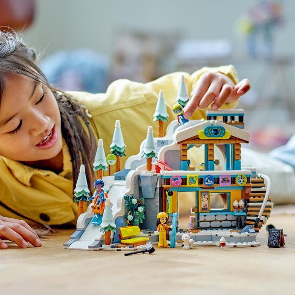 LEGO Vakantie skipiste en café 41756 Friends LEGO FRIENDS @ 2TTOYS | Official LEGO shop😊🥰 LEGO €. 71.98