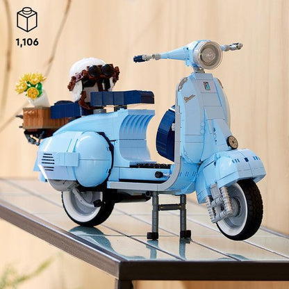 LEGO Vespa 125 Piaggio Scooter 10298 Icons LEGO CREATOR EXPERT @ 2TTOYS | Official LEGO shop😊🥰 LEGO €. 84.99