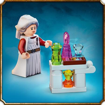 LEGO Zweinstein Ziekenhuisvleugel 76398 Harry Potter LEGO HARRY POTTER @ 2TTOYS LEGO €. 49.99